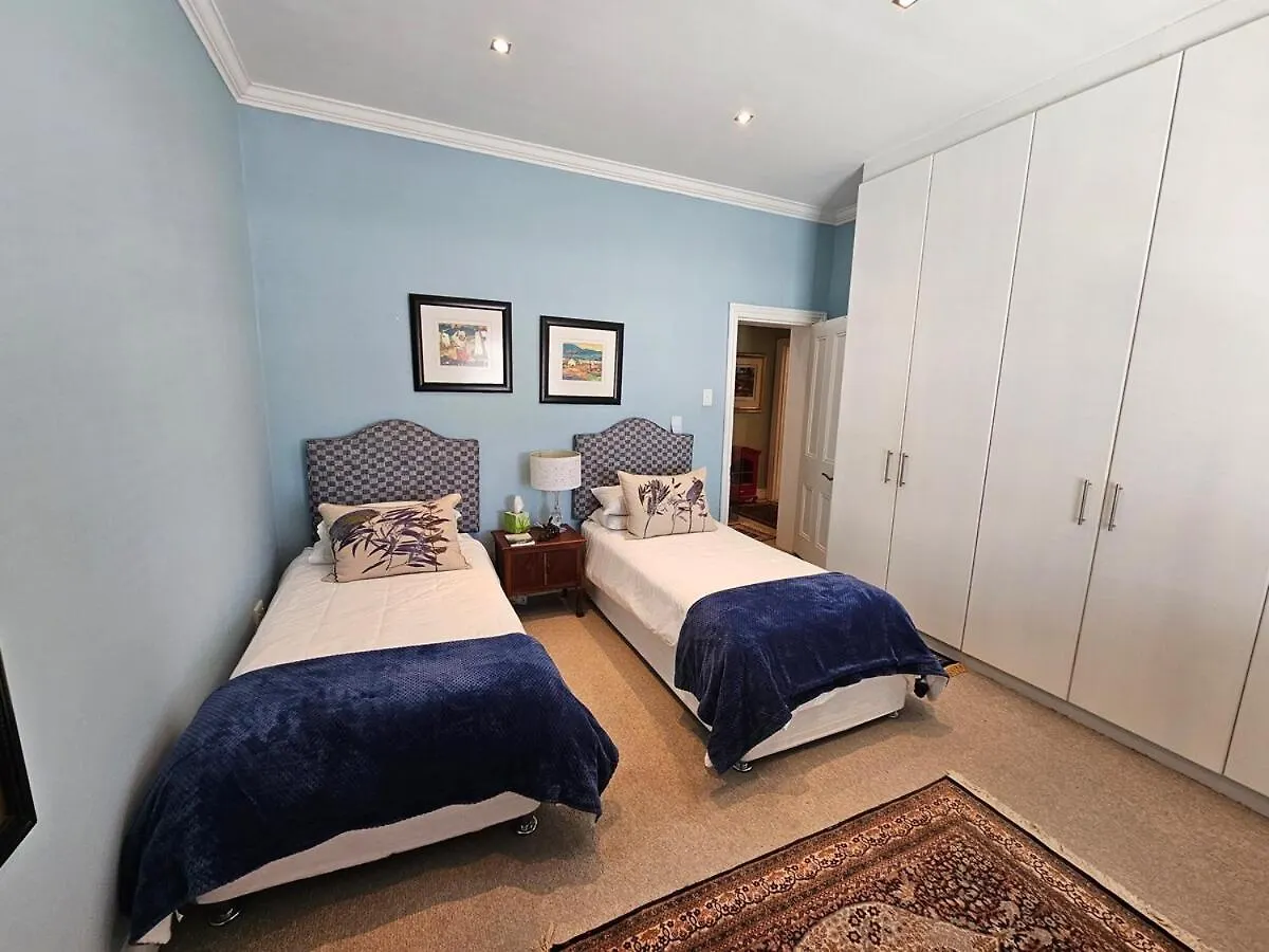 Villa Fabulous Three Bed In The Heart Of Greenpoint Cape Town