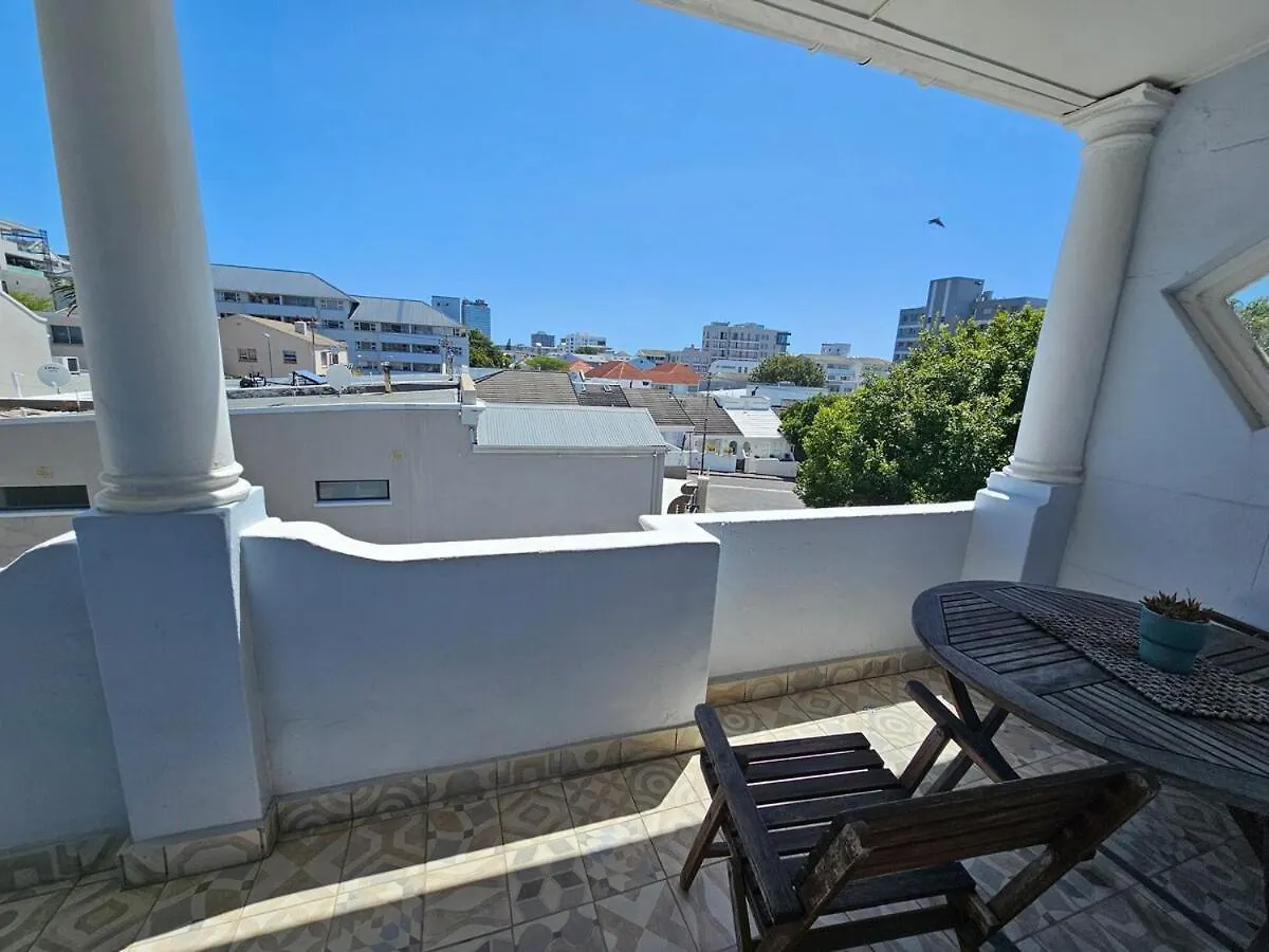 Villa Fabulous Three Bed In The Heart Of Greenpoint Cape Town